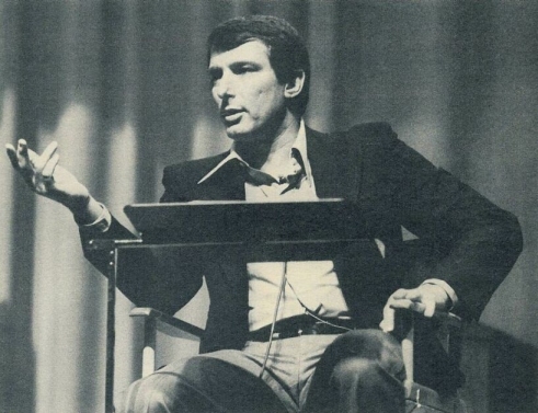 Photography by Lyn Malone - New window opens if not already open